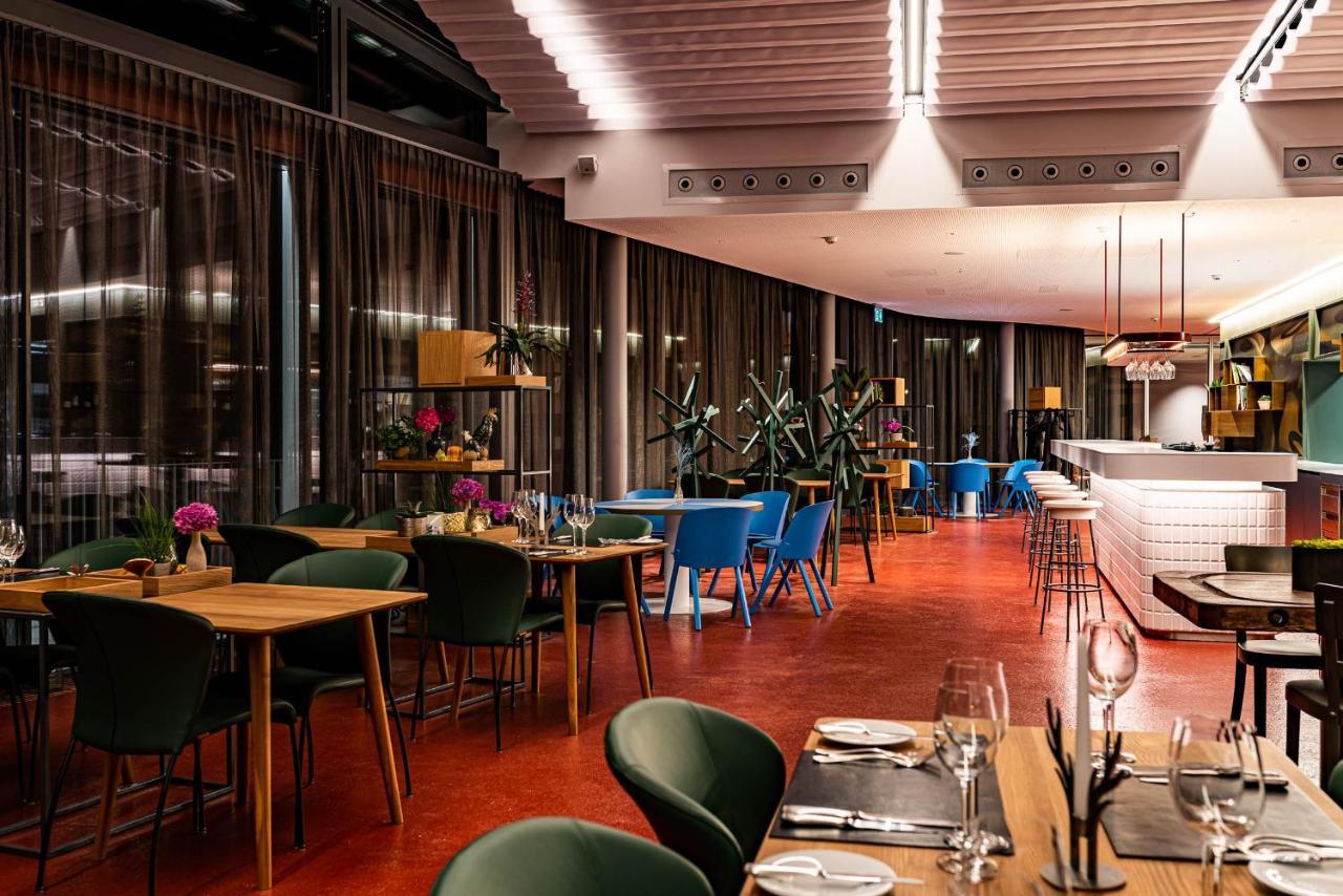 Hirschen Oberkirch - Design Boutique Hotel Luaran gambar