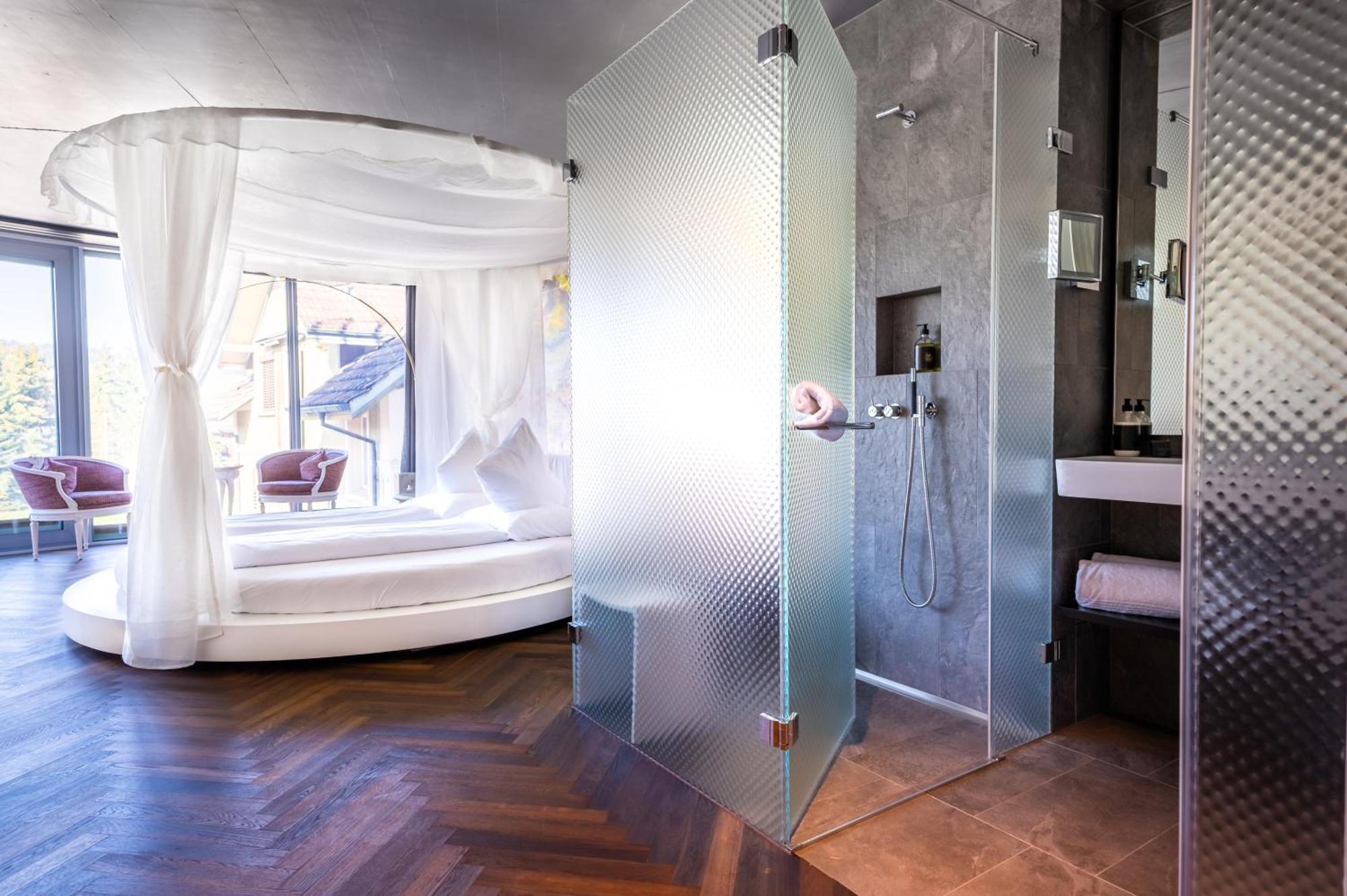 Hirschen Oberkirch - Design Boutique Hotel Luaran gambar
